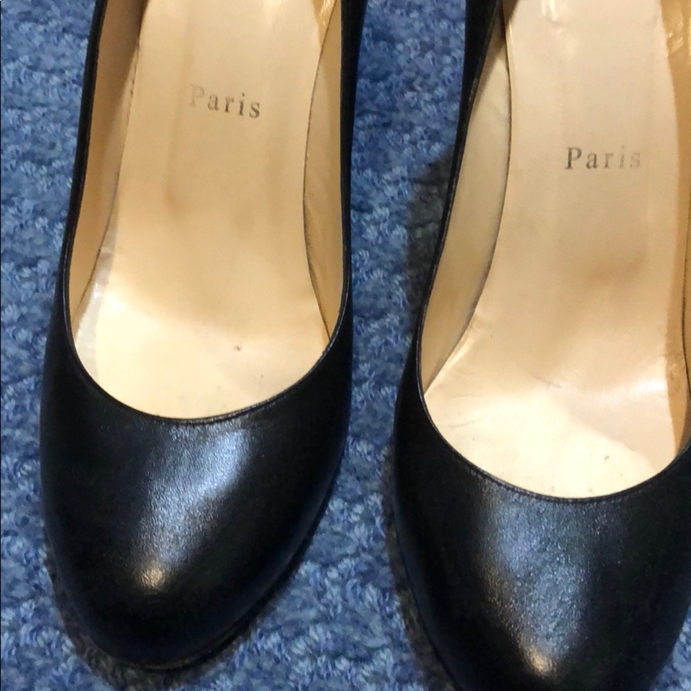 Loubiton wedges